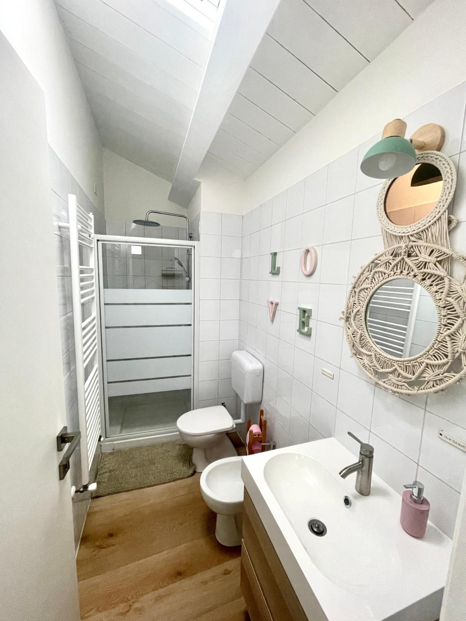 Tintoria Apartment Parma Bagian luar foto